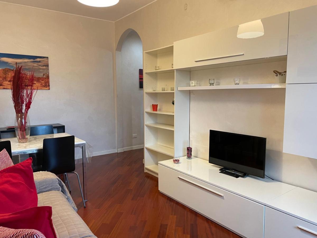 Adriano Metro & Comfort Suites - Affitti Brevi Italia Milánó Kültér fotó